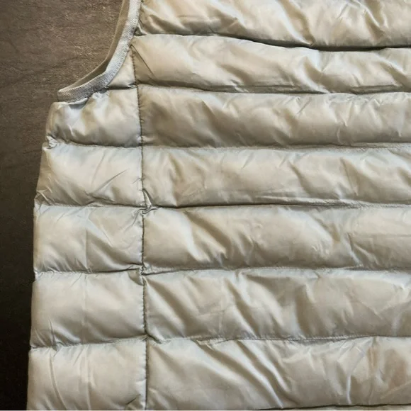 32 Degrees Silver Puffer Vest Size S small NWT - Picture 11 of 13